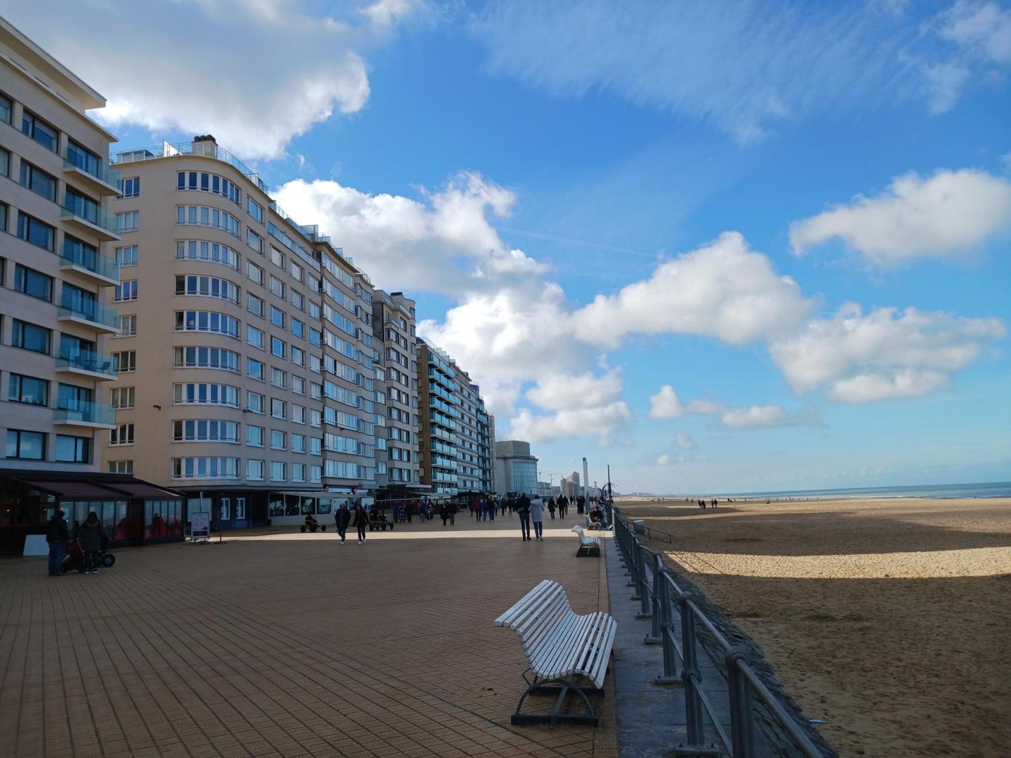 Suite Louisa Met Prachtig Zeezicht Ostende Exterior foto